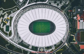 24VS体育直播-世俱杯球衣底摆剪裁方式及运动舒适性优化